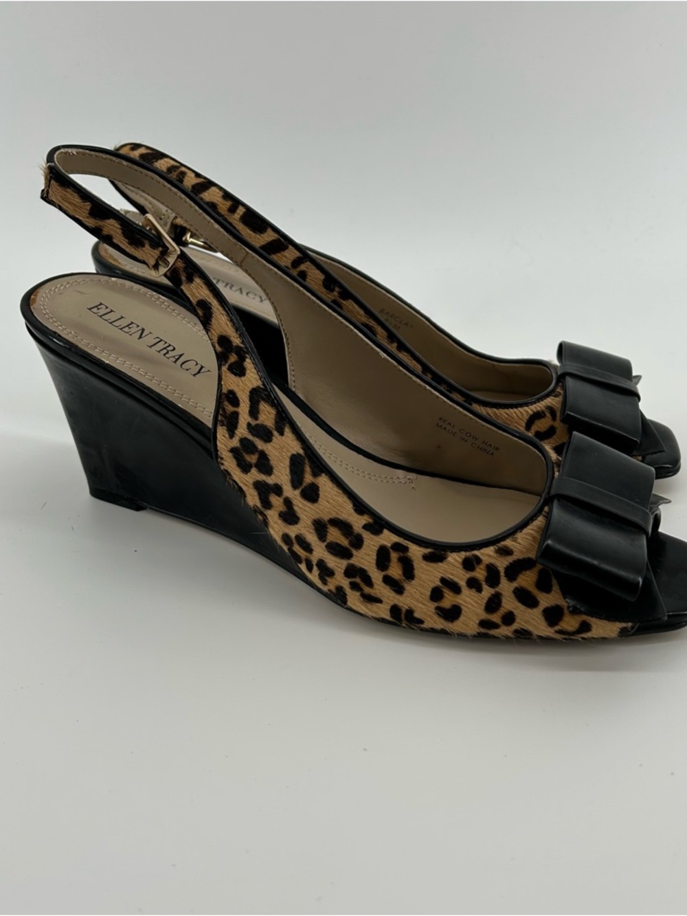 Ellen Tracy Leopard Print Slingback Wedges in Tan and Black